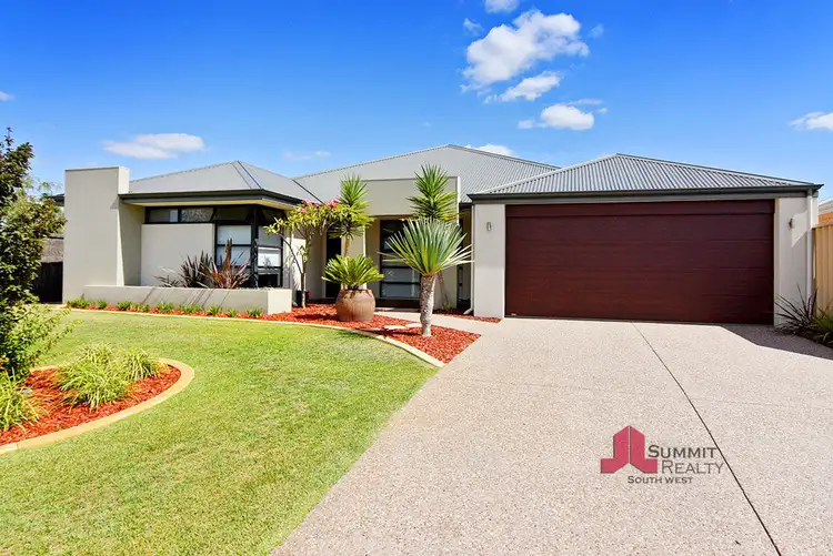 16 Wiroo Loop, Dalyellup WA 6230