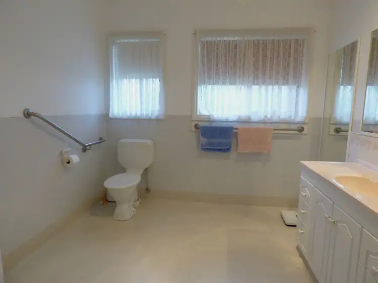 Seventh view of Homely unit listing, Unit 2/16 Statesman Drive, Benalla VIC 3672