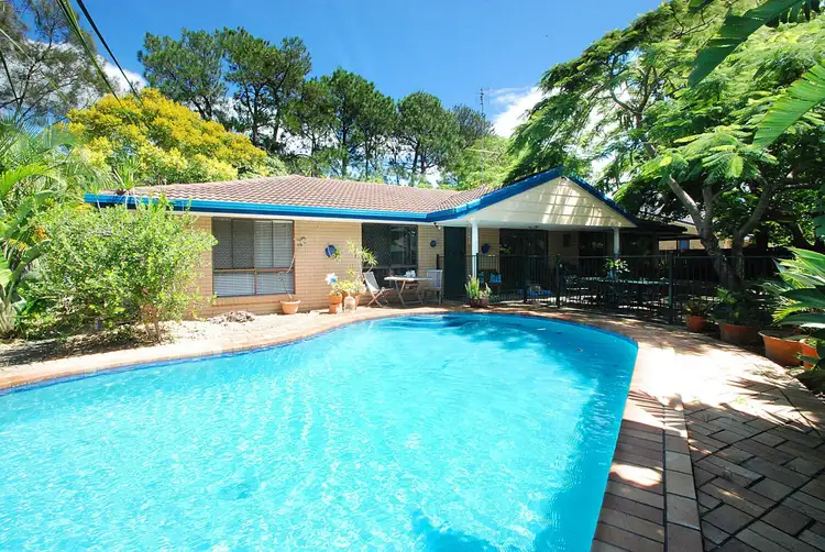 5 Lancelin Drive, Mermaid Waters QLD 4218