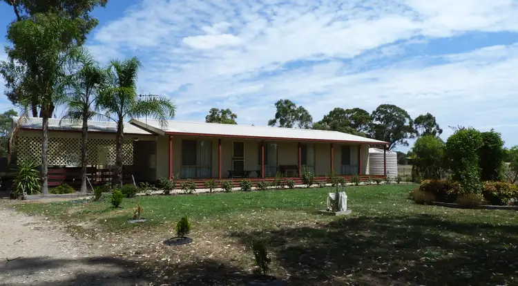 13 Burness Rd, Benalla VIC 3672