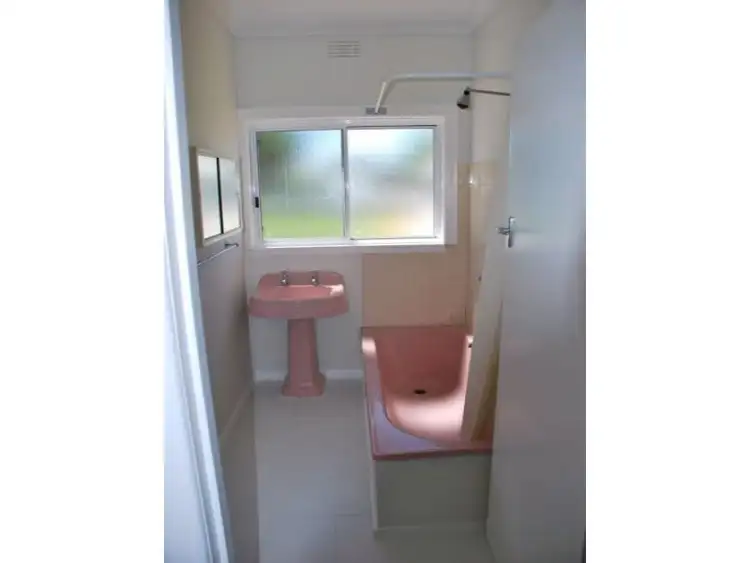 Fifth view of Homely house listing, 5 Sherif Street, Shepparton VIC 3630