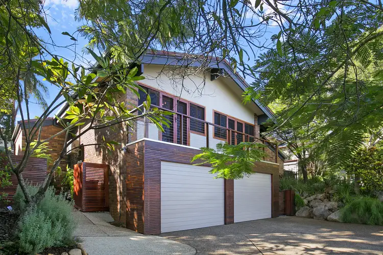 214 Cliveden Ave, Corinda QLD 4075