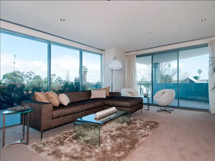 1/1 Barracks Lane, Mandurah WA 6210