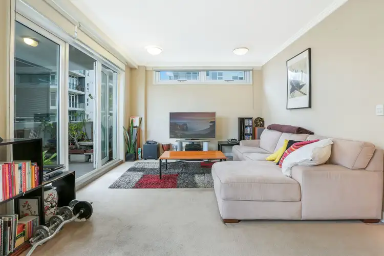 Main view of Homely unit listing, 18/1 Bay Drive, Meadowbank NSW 2114