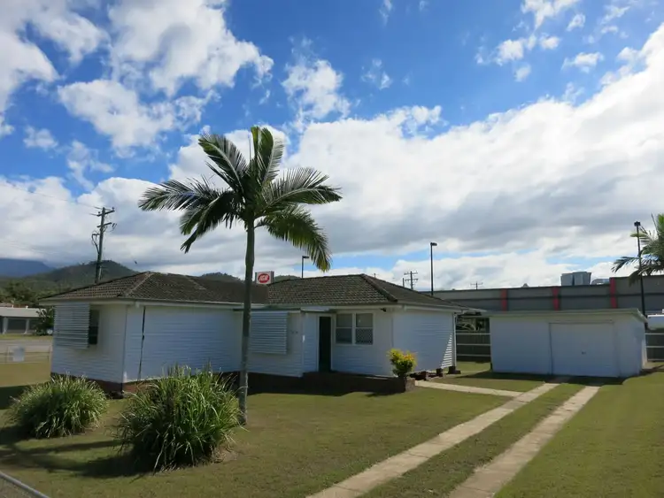 194 Victoria Street, Cardwell QLD 4849