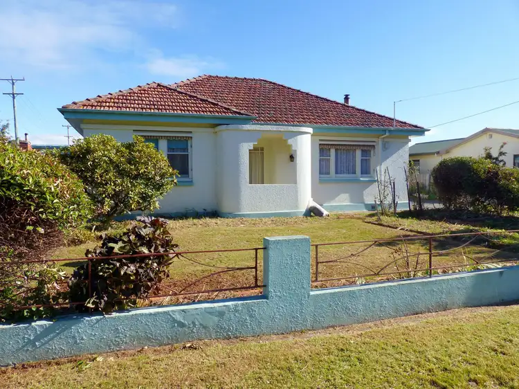 95 East Barrack Street, Deloraine TAS 7304