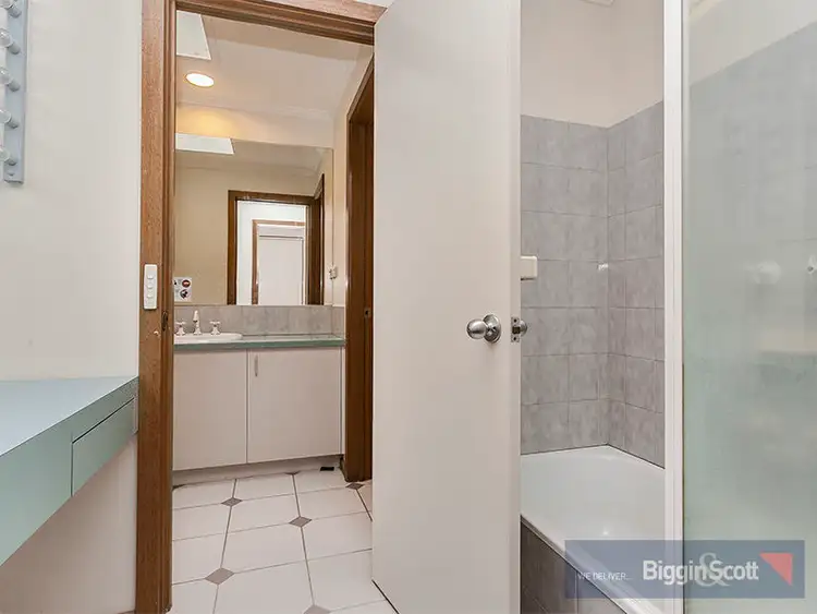 Fifth view of Homely townhouse listing, 19/39 Warrs Road, Maribyrnong VIC 3032
