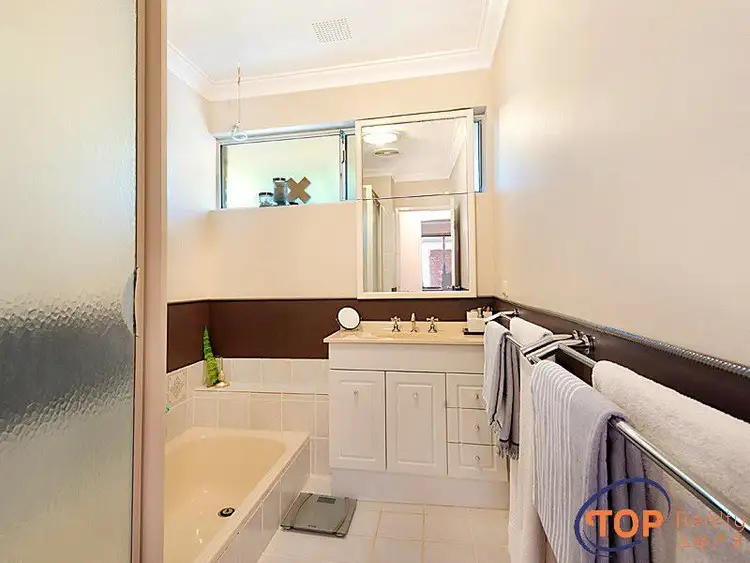 Sixth view of Homely house listing, 4 Silvertop Terrace, Willetton WA 6155