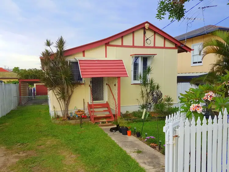 530 Oxley Avenue, Redcliffe QLD 4020