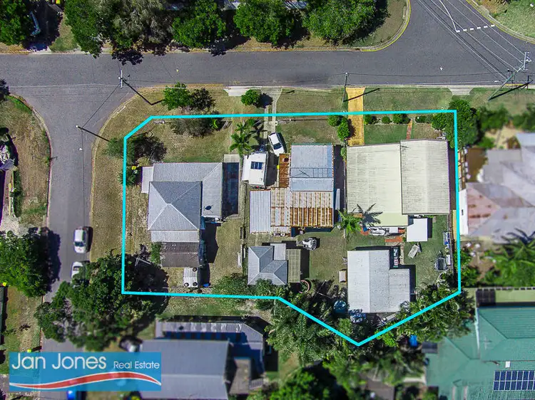 Third view of Homely house listing, 3 ROBERT Street, Clontarf QLD 4019