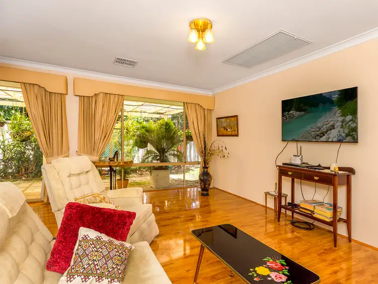 2/264 Preston Point Road, Bicton WA 6157