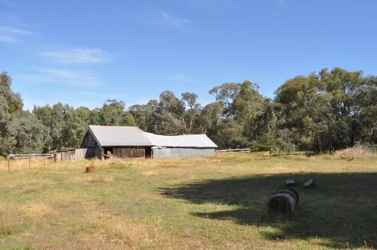 104 Mongans Lane, Yackandandah VIC 3749