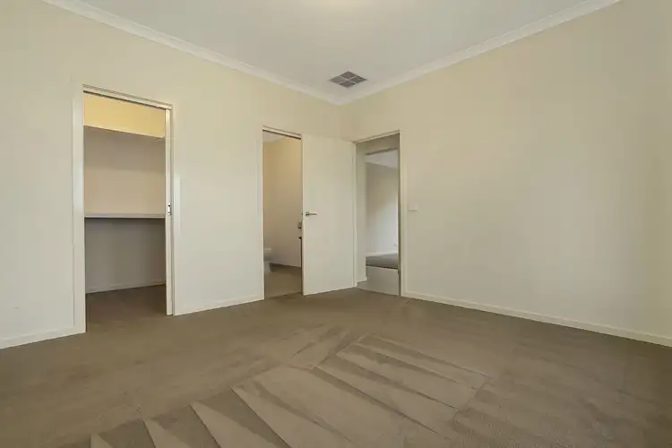 Fifth view of Homely house listing, 132 Roulston Way, Wallan VIC 3756