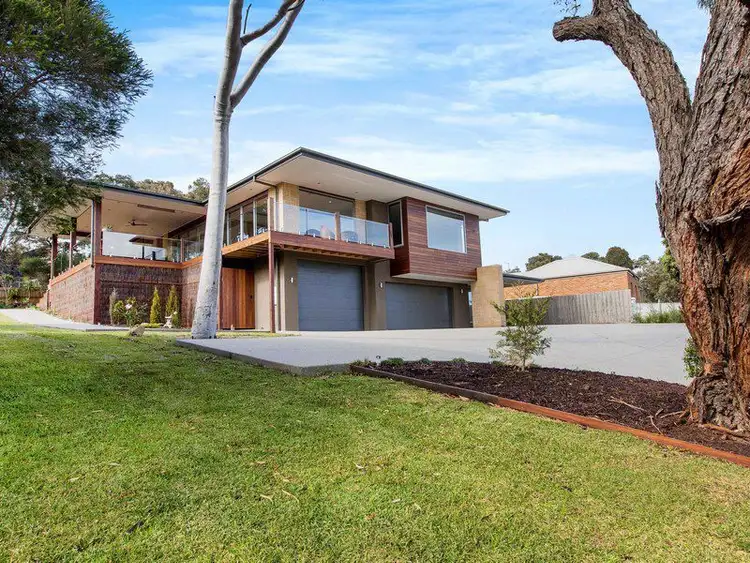 1 Goolgowie Street, Rosebud VIC 3939