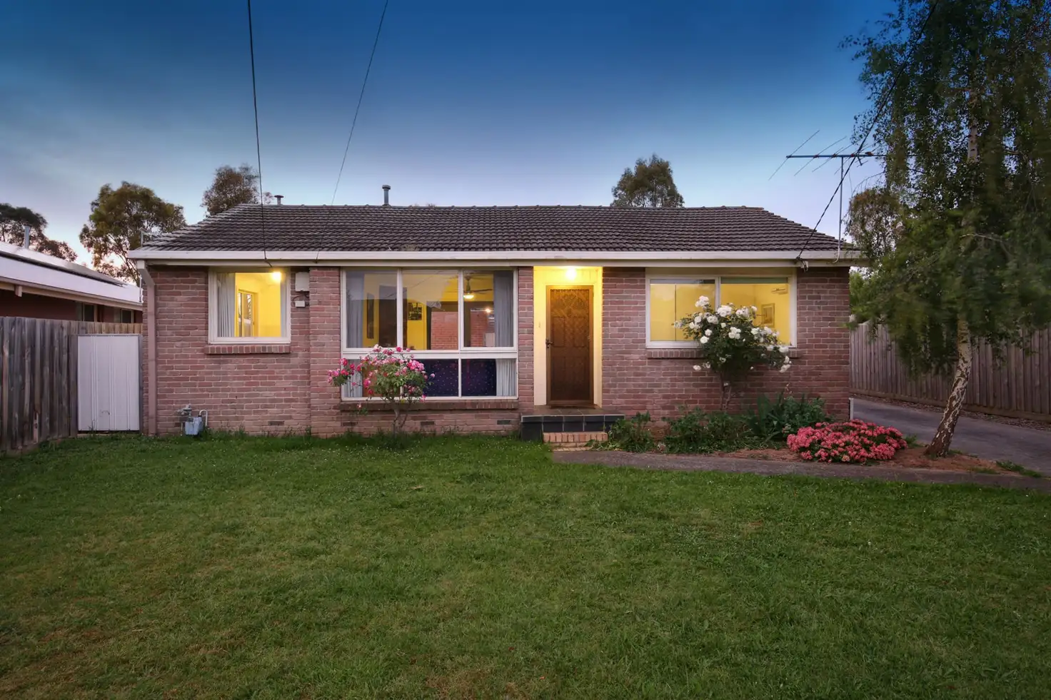 Main view of Homely unit listing, 1/92 Mountain Gate Drive, Ferntree Gully VIC 3156