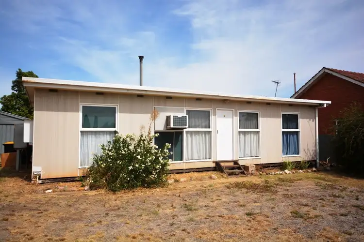 35 Clifton Ave, Stawell VIC 3380