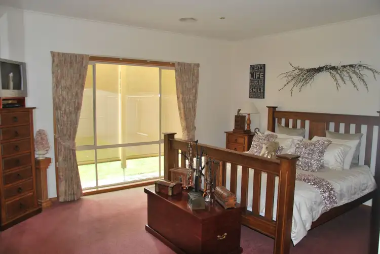 Sixth view of Homely house listing, 27 Cornish Street, Cobram VIC 3644