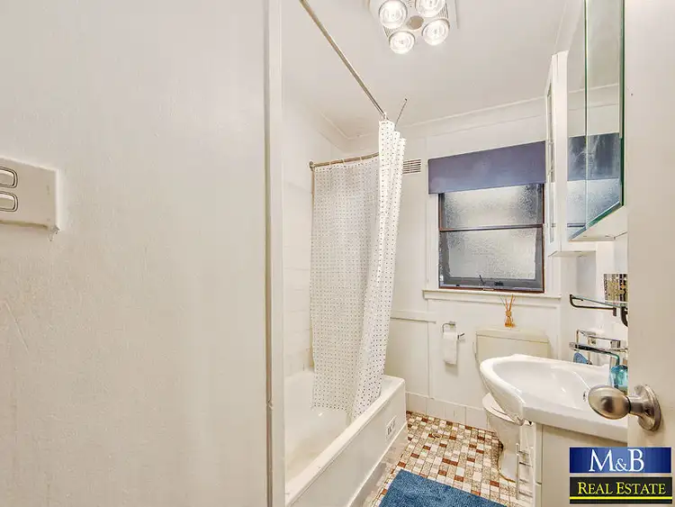 Fifth view of Homely house listing, 33 Sandakan Crescent, Lethbridge Park NSW 2770