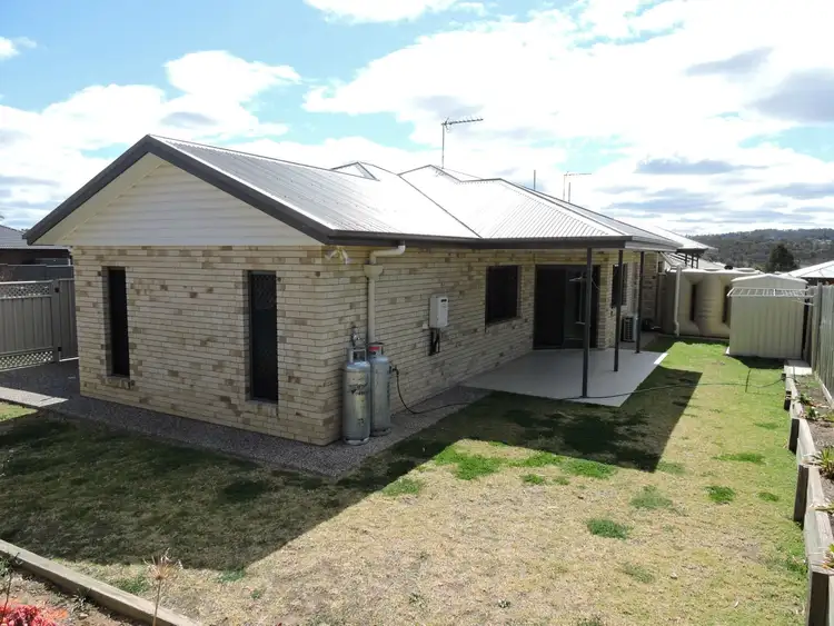 Fourth view of Homely unit listing, 2/193 Ogilvie Road, Warwick QLD 4370