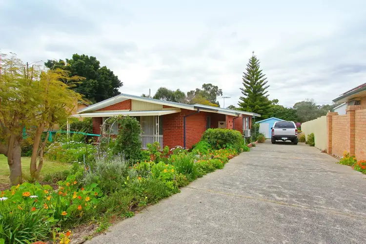 53 Altone Road, Lockridge WA 6054
