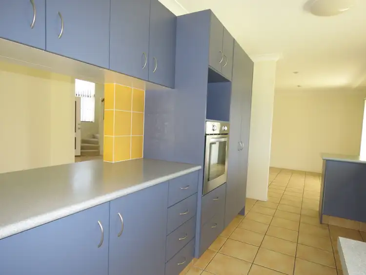 Sixth view of Homely house listing, 20 Tanzen Dr, Arundel QLD 4214