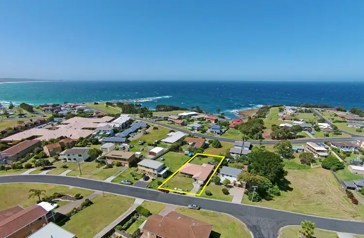 42 Cresswick Parade, Dalmeny NSW 2546