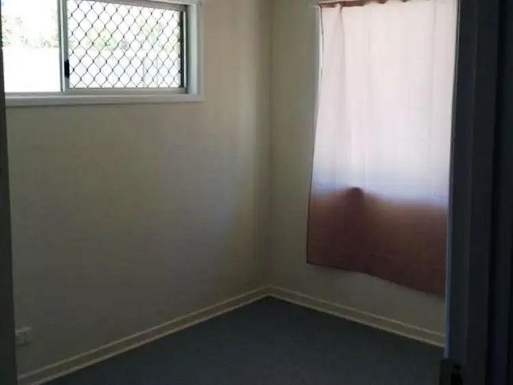 Fifth view of Homely semi-detached listing, 11 Cypress Dr, Emerald QLD 4720