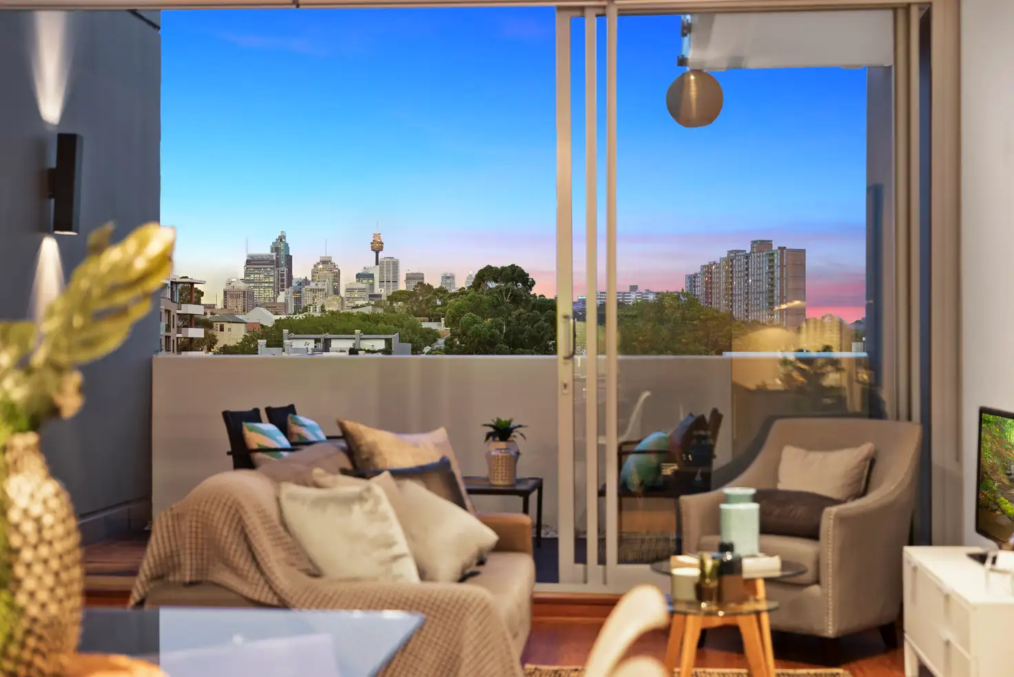 Main view of Homely unit listing, 431/2-4 Powell St, Waterloo NSW 2017