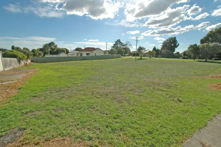 175 Bentinck Street, Portland VIC 3305