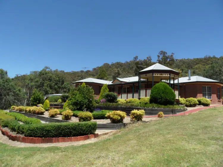 26168 New England Highway, Stanthorpe QLD 4380