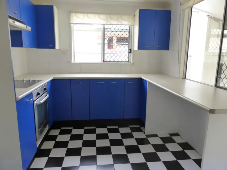 Seventh view of Homely house listing, 31 Elizabeth Avenue, Clontarf QLD 4019