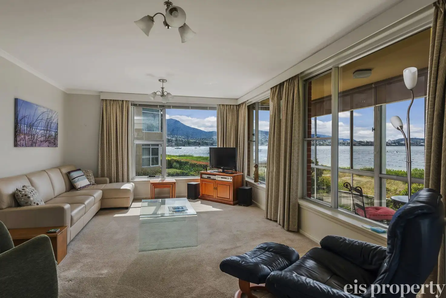 Main view of Homely unit listing, 1/11 Beechworth Rd, Sandy Bay TAS 7005