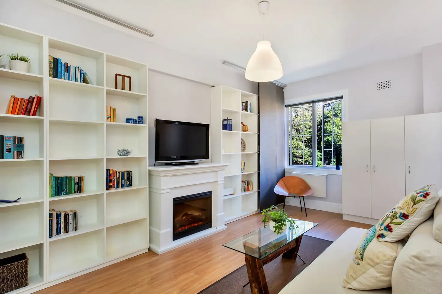 Main view of Homely unit listing, 28/2 Greenknowe Avenue, Potts Point NSW 2011