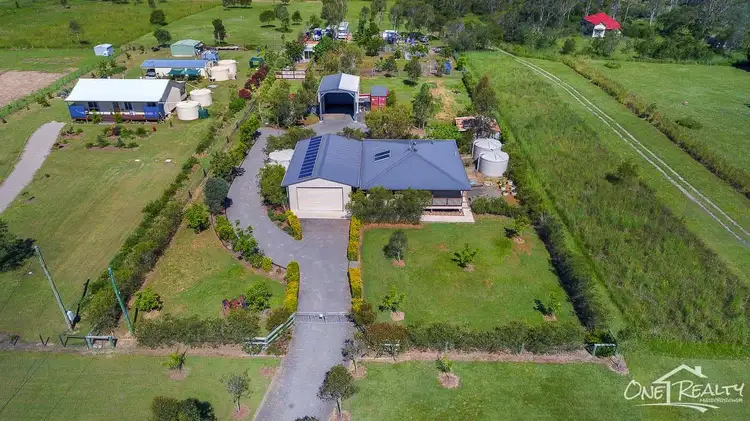 205 Linneaus Street, Owanyilla QLD 4650