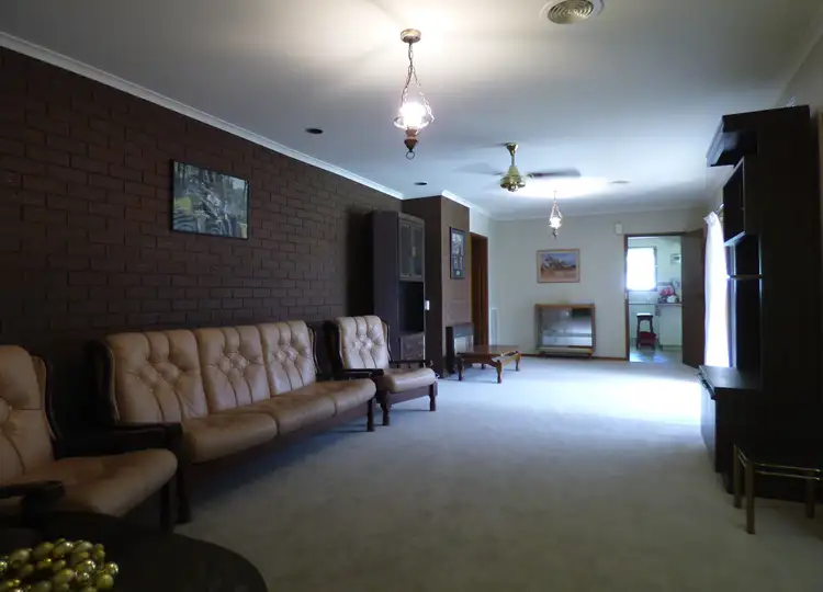 Fifth view of Homely house listing, 42 Grant Dr, Benalla VIC 3672