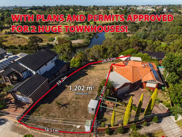 19 Laura Grove, Avondale Heights VIC 3034