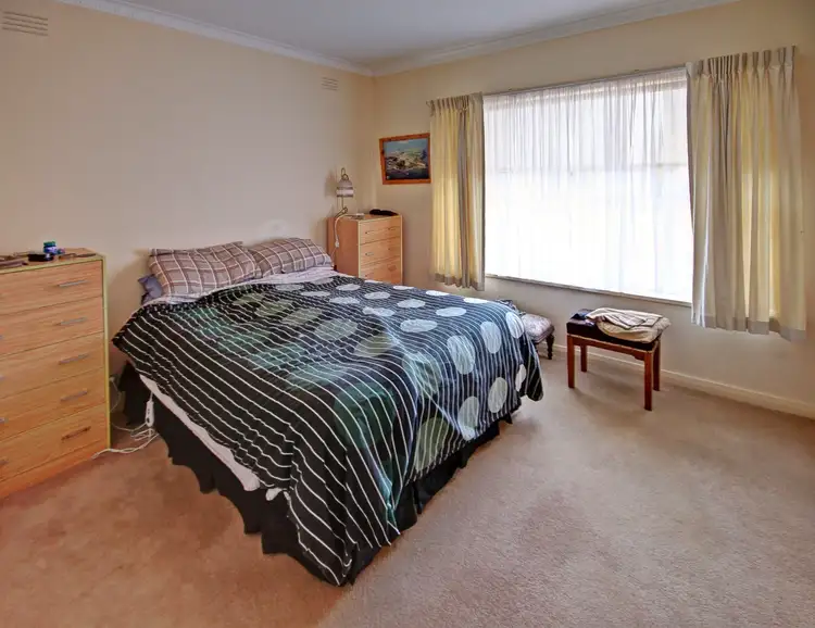 Fourth view of Homely house listing, 3 Glenda Ct, Bairnsdale VIC 3875