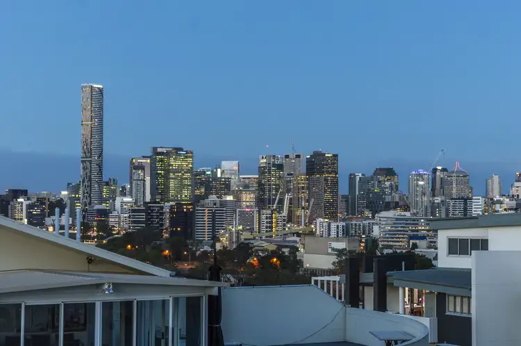 24 Dunmore Tce, Auchenflower QLD 4066