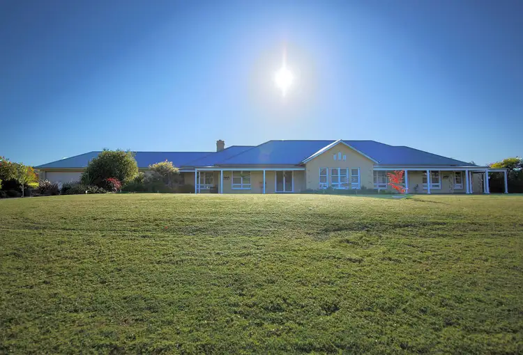 11 The Grange, Picton NSW 2571