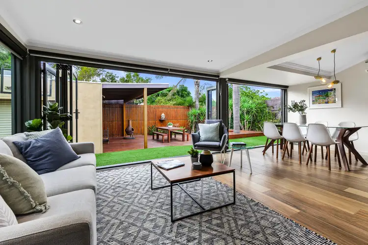 926 Hampton St, Brighton VIC 3186