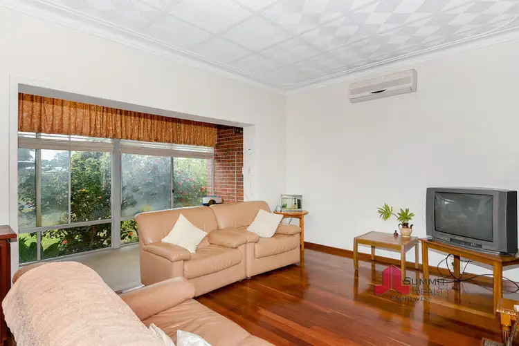 16 Mossop Street, South Bunbury WA 6230