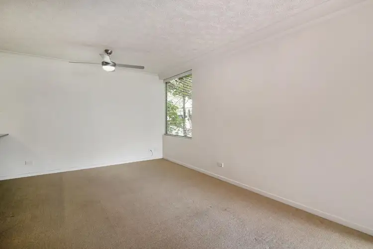 Fifth view of Homely unit listing, 8/130 Marine Parade, Southport QLD 4215