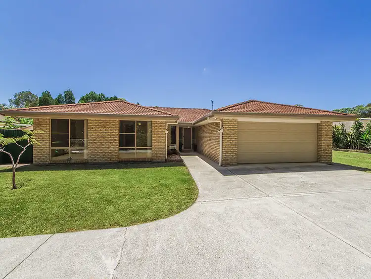 9 PELICAN Parade, Jacobs Well QLD 4208