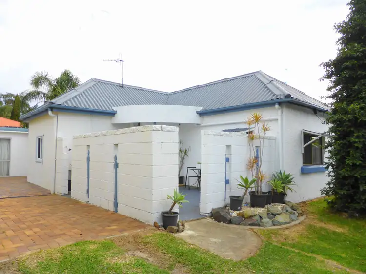 31 Elizabeth Avenue, Clontarf QLD 4019