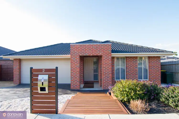 2 St Austell Court, Skye VIC 3977
