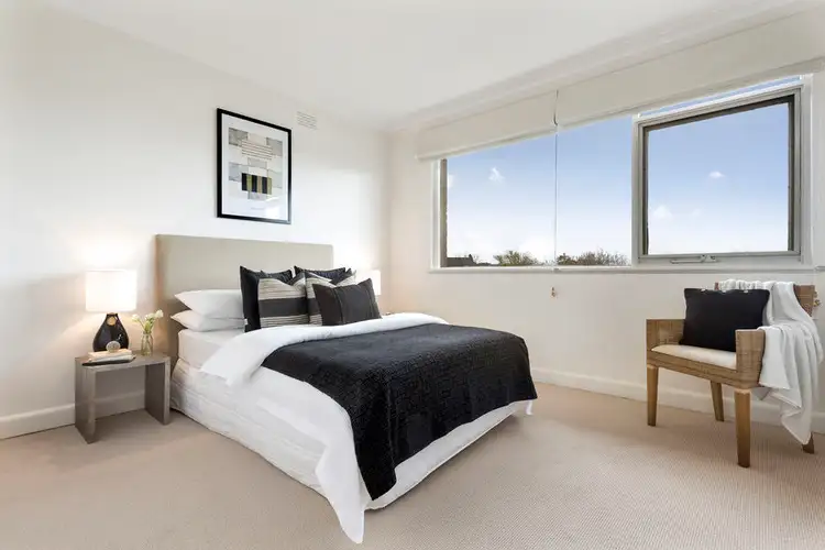 Third view of Homely apartment listing, 6/50 Leura Grove, Hawthorn East VIC 3123