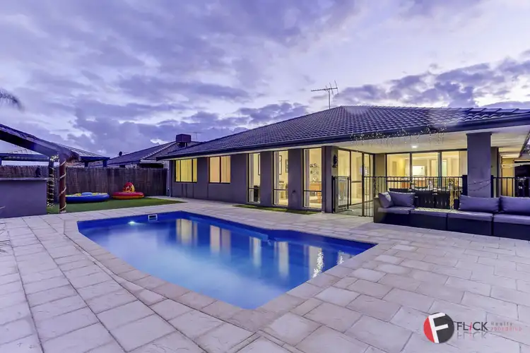 17 Keanefield Drive, Carramar WA 6031