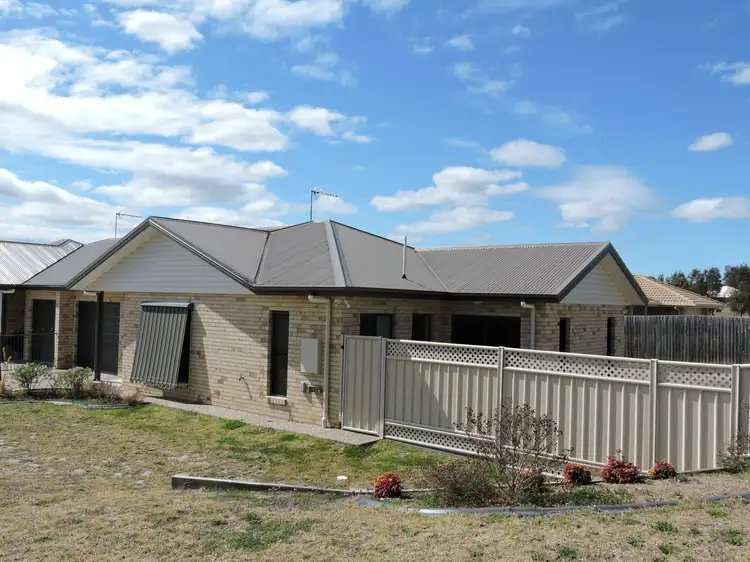 Main view of Homely unit listing, 2/193 Ogilvie Road, Warwick QLD 4370