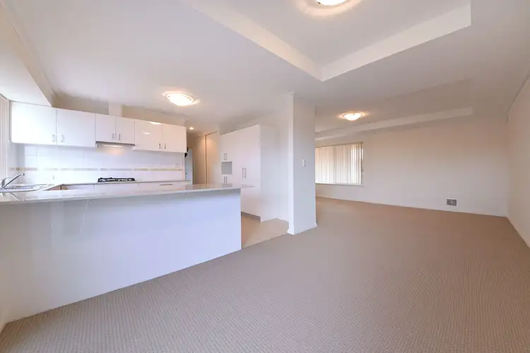 Villa 44/55 Alexander Drive, Menora WA 6050