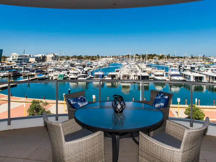 Unit 14/1 Breakwater Parade, Mandurah WA 6210